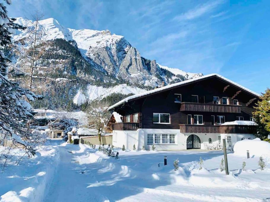 Unique Penthouse With Gallery And Mountain View Kandersteg Exterior foto